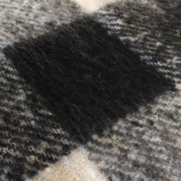 Just Jamie Buffalo Plaid Noodle fringe scarf - Picture 7 of 7